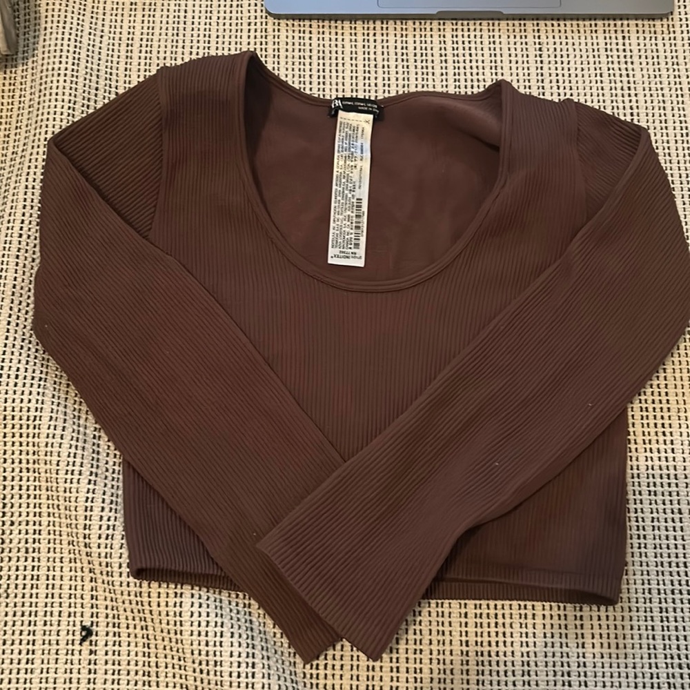 Maroon crop top